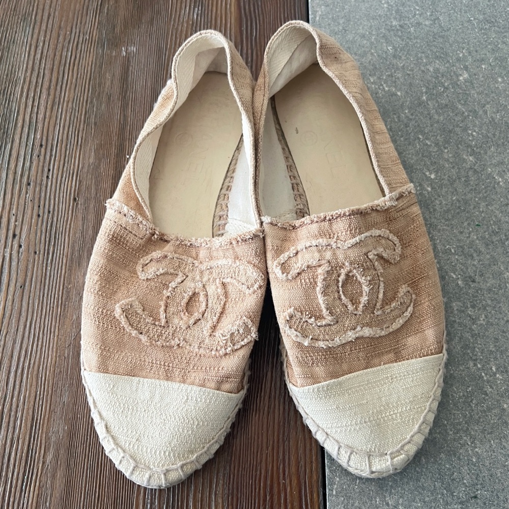 CHANEL Espadrilles Shoes Slip Ons CC Logo Monogram Canvas size 40EU - Picture 3 of 6
